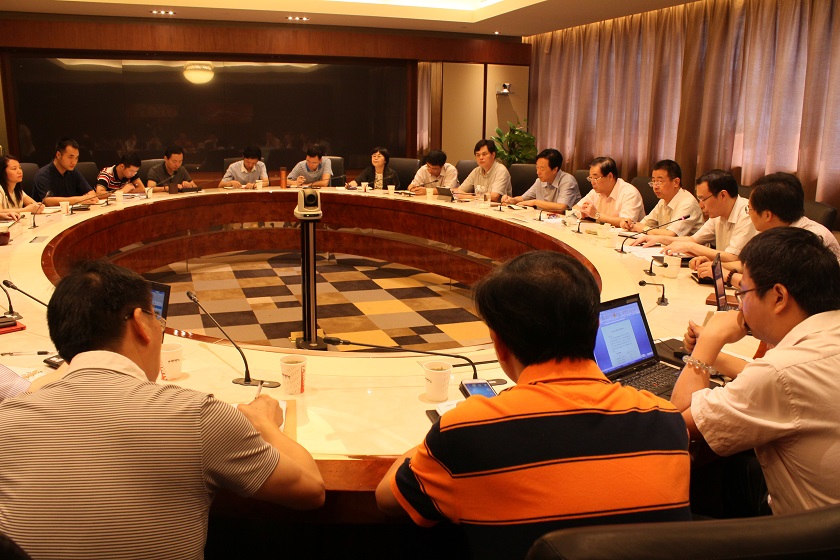 14224286196252082F1B.jpg 公司召开党委专题扩大会议2 2013.9.12.JPG